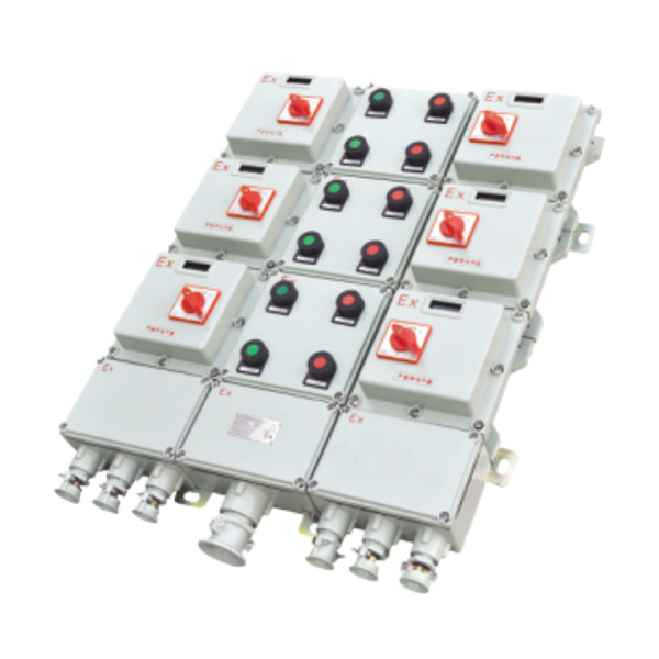 BXQ系列防爆動(dòng)力配電箱(電磁起動(dòng))特點(diǎn)：
<br>1、壓鑄鋁合金或鋼板焊接外殼，表面噴塑。
<br>2、適用于控制多臺(tái)電動(dòng)機(jī)，還可為照明或儀表配出電源。
…